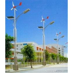 溫州市太陽能燈批發(fā)、供應(yīng)與廠家 高效節(jié)能的高桿燈解決方案